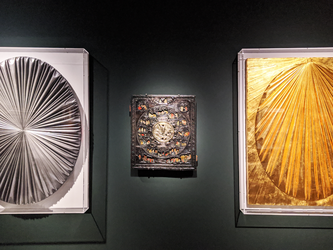 Allestimento mostra Umberto Mariani. Frammenti da Bisanzio. Atto terzo