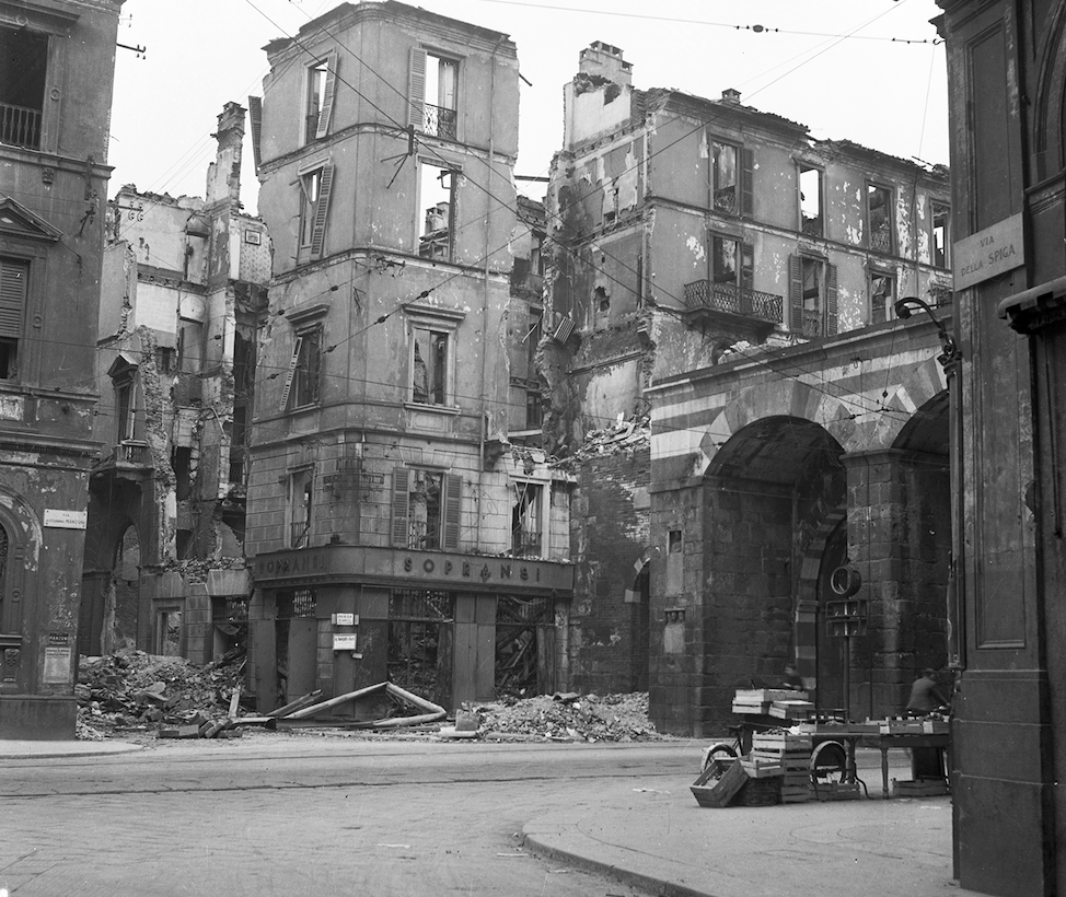 Mostra "Ma noi ricostruiremo. La Milano bombardata del 1943 nell’Archivio Publifoto Intesa Sanpaolo"
