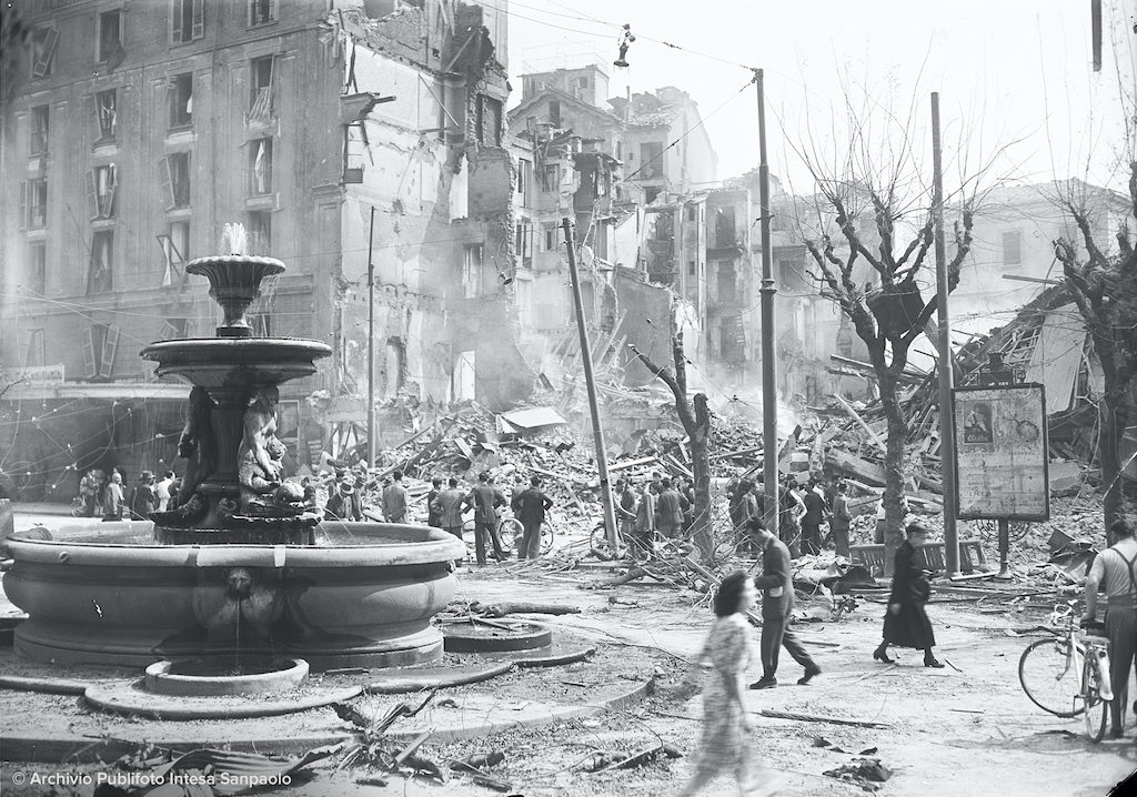 Mostra "Ma noi ricostruiremo. La Milano bombardata del 1943 nell’Archivio Publifoto Intesa Sanpaolo"