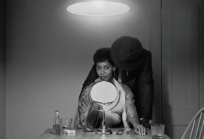 "Carrie Mae Weems. The Heart of the Matter" al FOMU di Anversa