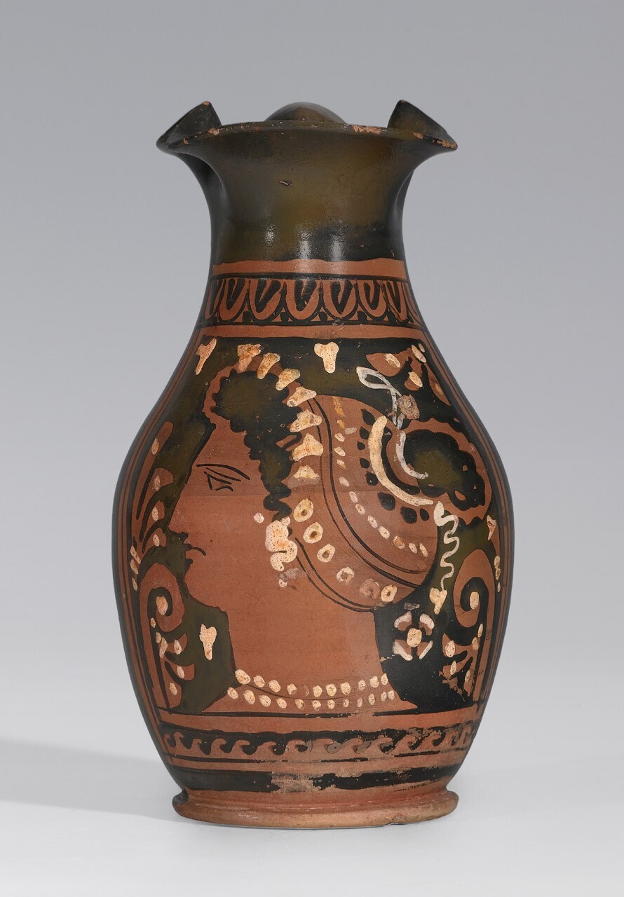 Oinochoe trilobata