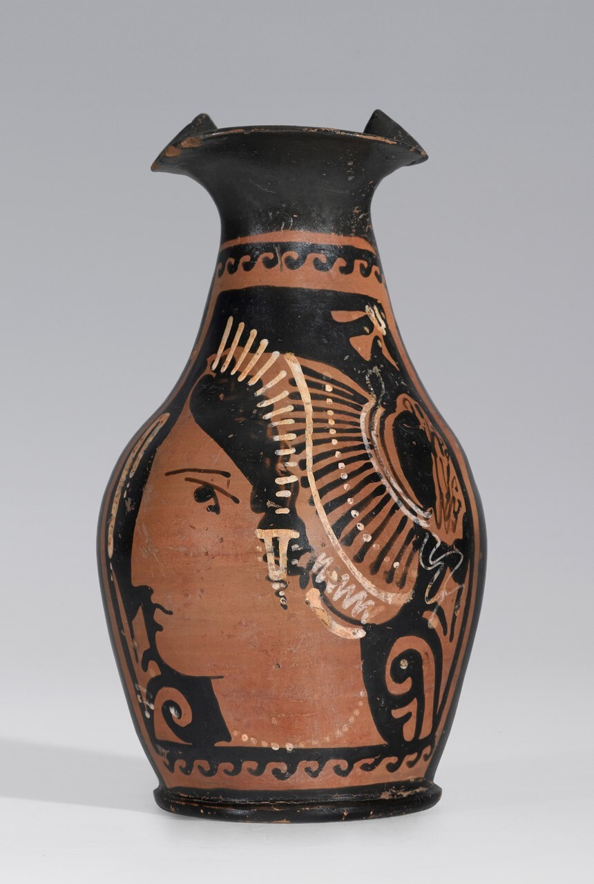 Oinochoe trilobata