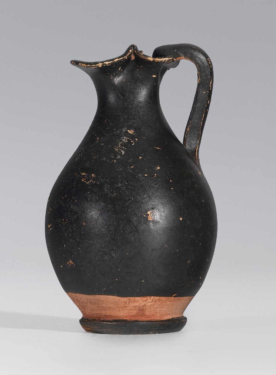 Oinochoe trilobata