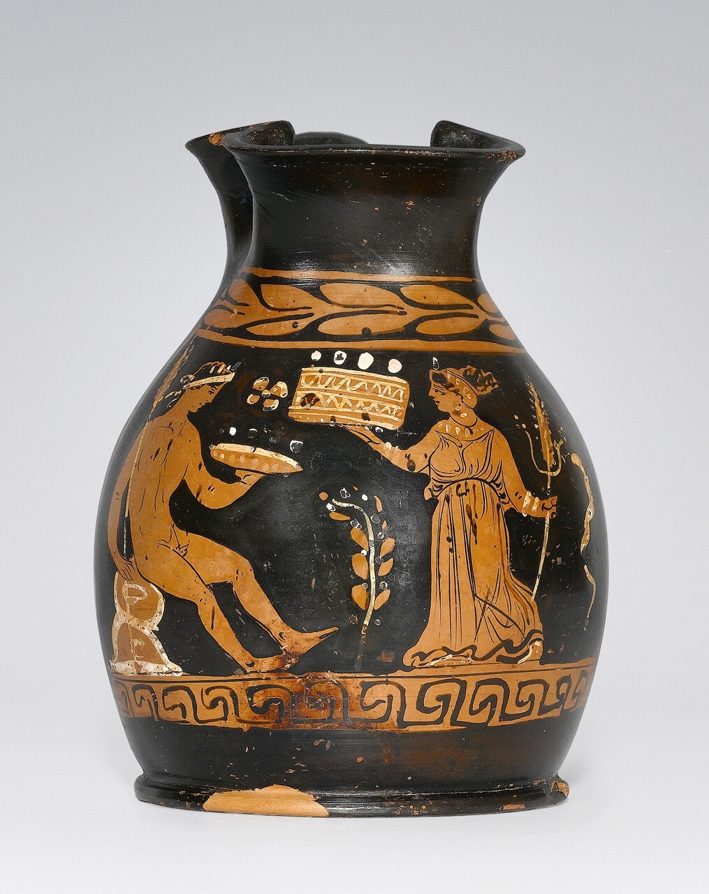 Oinochoe
