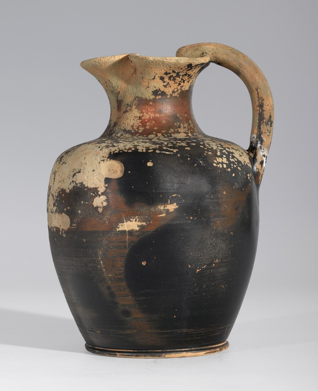 Oinochoe trilobata