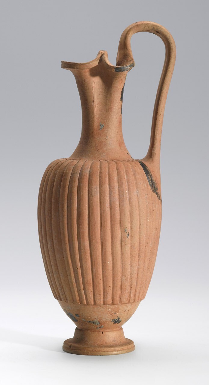 Oinochoe bilobata