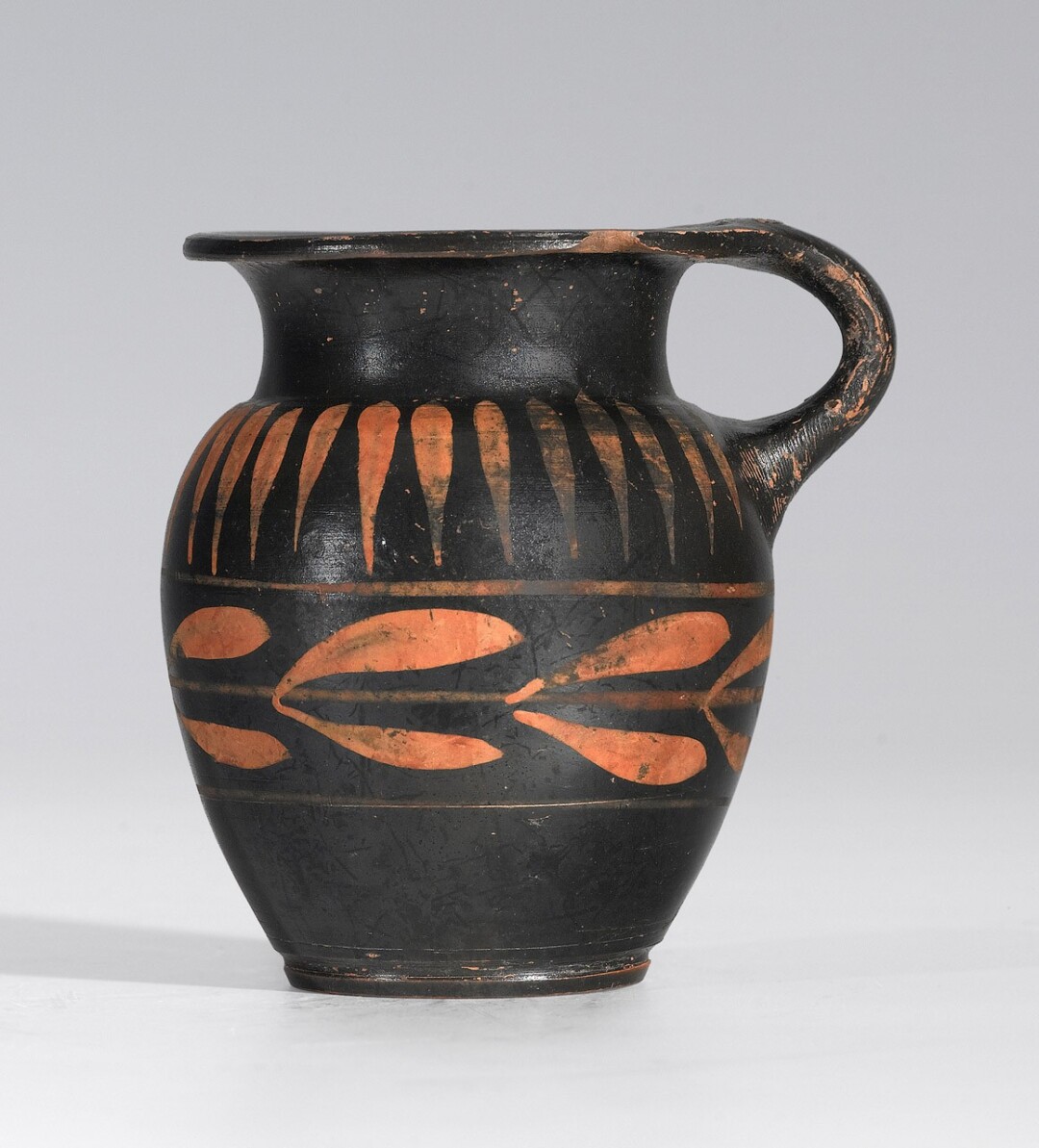 Oinochoe a bocca rotonda