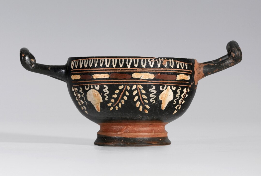 Cup-skyphos
