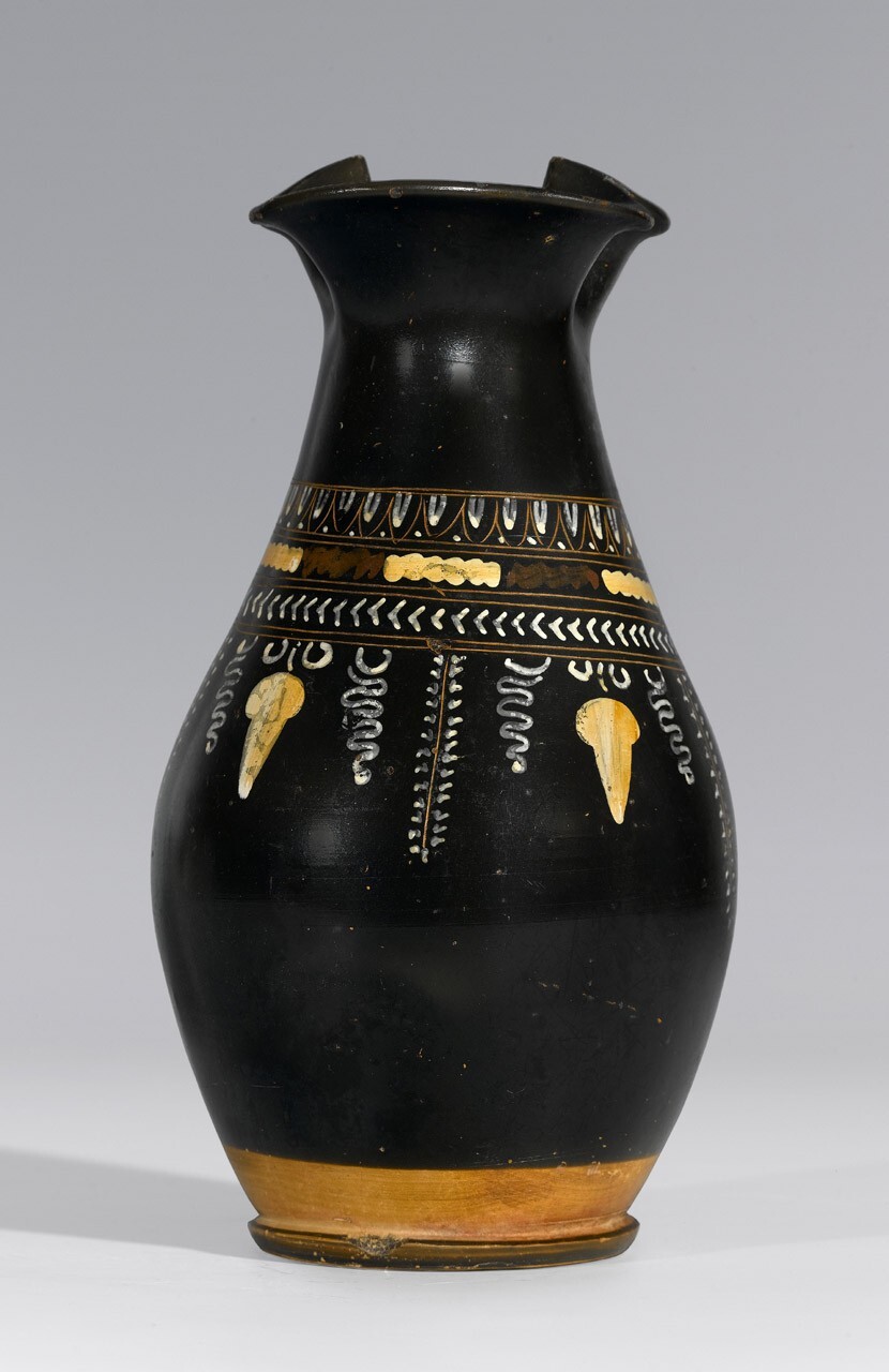 Oinochoe trilobata