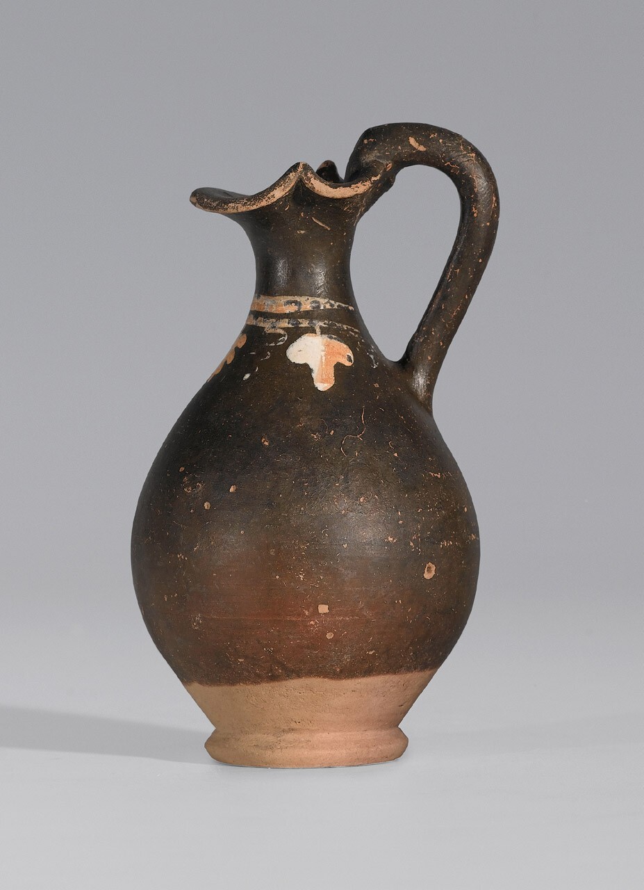 Oinochoe trilobata