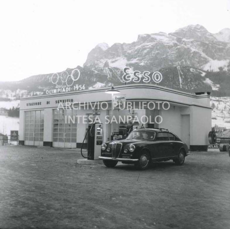 Esso petrol station in Cortina d'Ampezzo, 11 January 1956