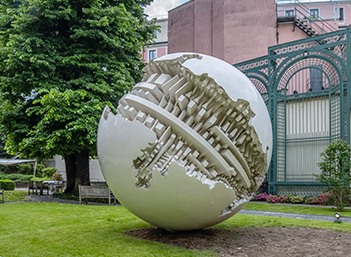 immagine Sfera Grande Pomodoro 