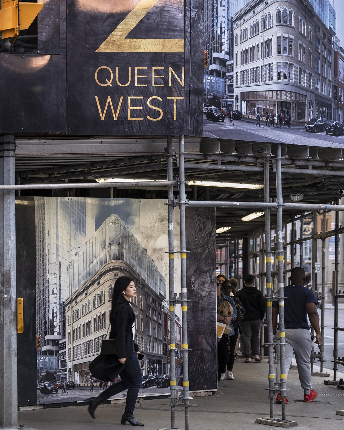 Queen West, Scaffolding, Toronto, 2022 © Anastasia Samoylova
