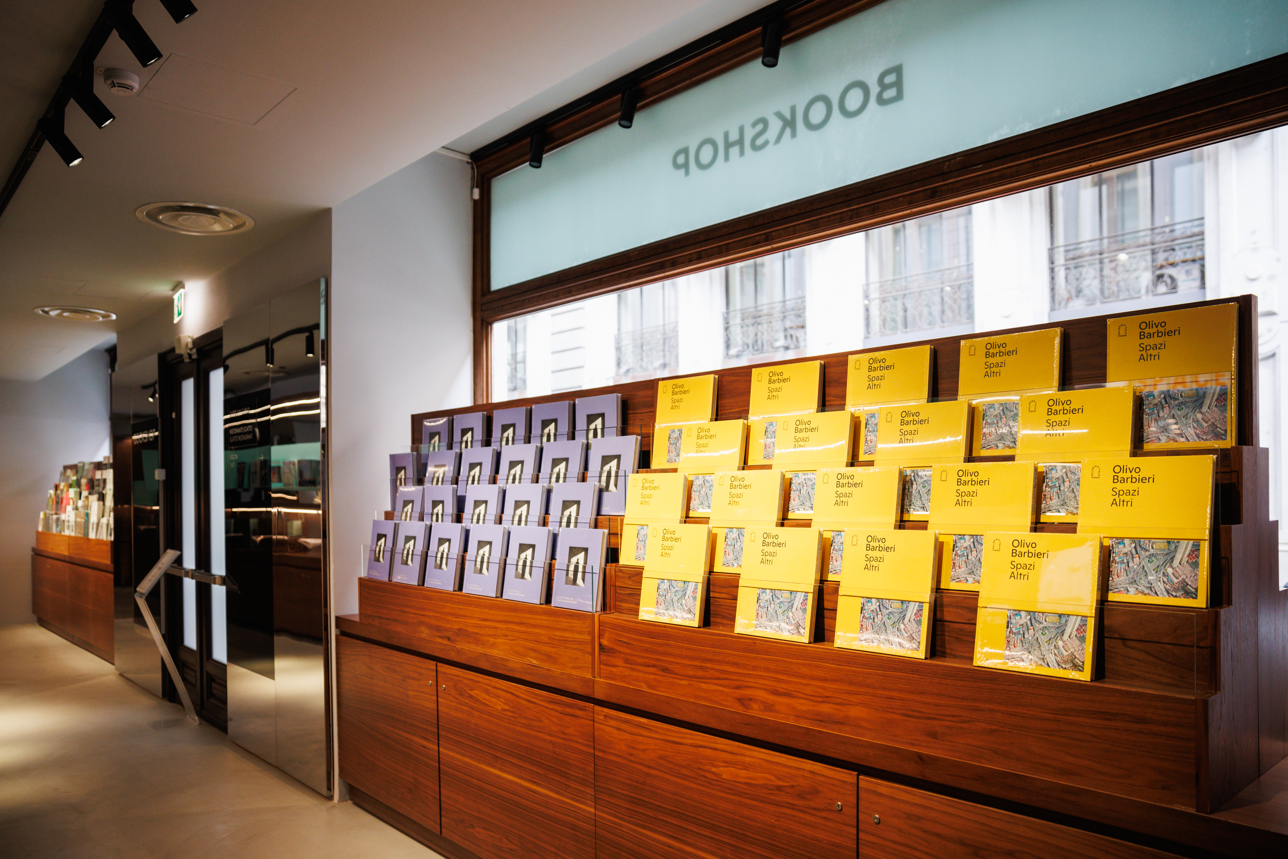 Photography bookshop of the Gallerie d'Italia - Torino, Allemandi Books space installation