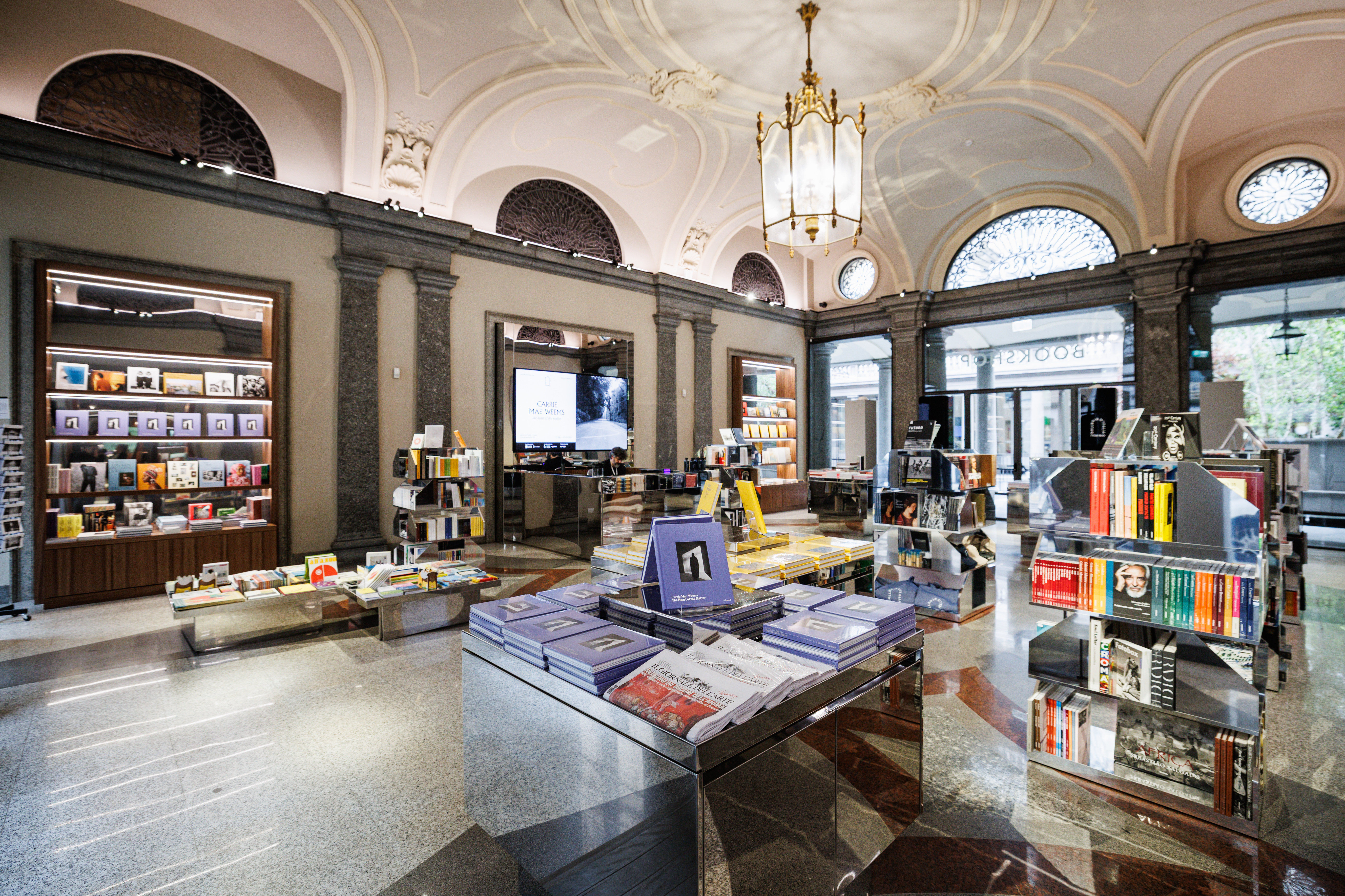 photography bookshop of the Gallerie d'Italia - Turin, space installation