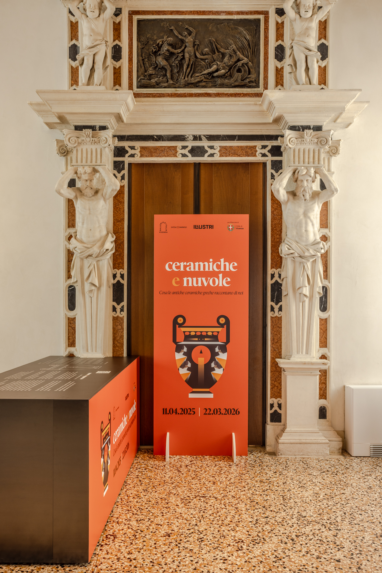 mostra "CERAMICHE E NUVOLE. Cosa le antiche ceramiche greche raccontano di noi"